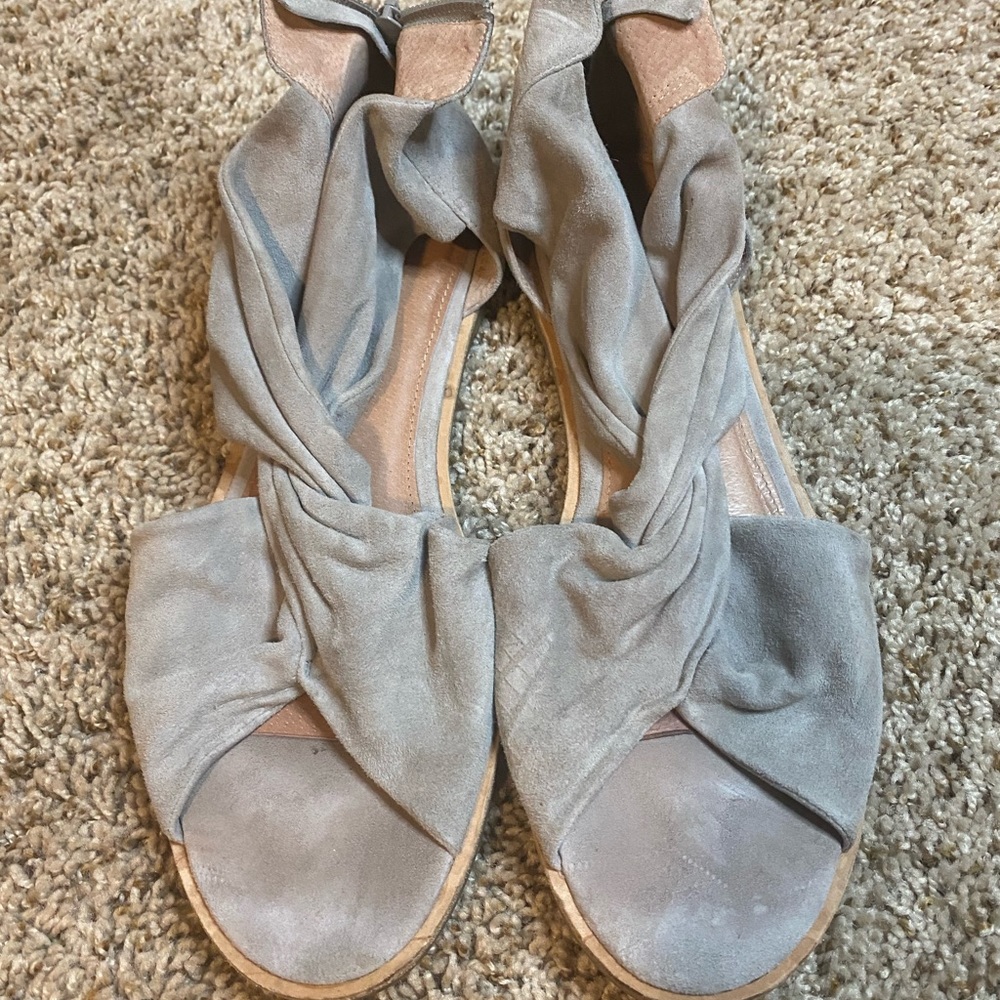 Dress Sandal !